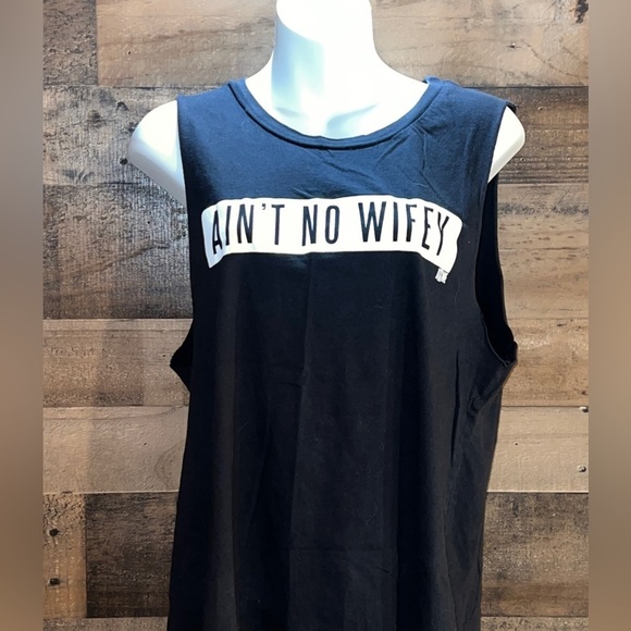 Tops - Women’s “ ain’t no wifey” tank top
